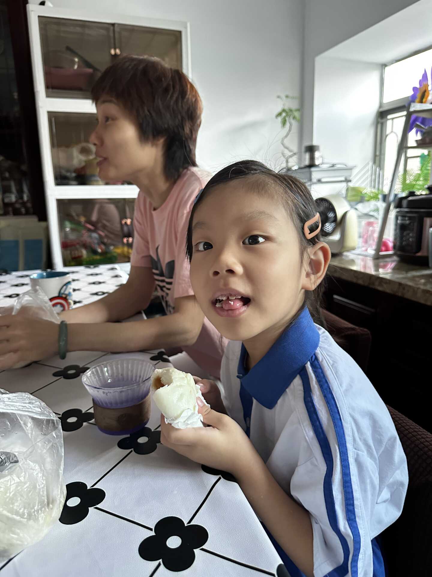 妞妞成为一名小学生啦～～